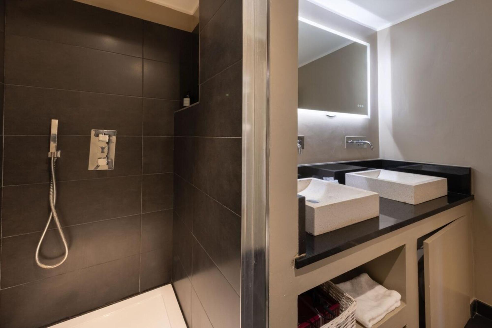 06A3 - Lovely Apartment In The Heart Of Old نيس المظهر الخارجي الصورة